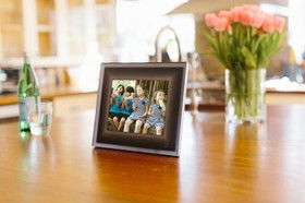 智能硬件創(chuàng)新的前沿 通訊技術(shù)研發(fā)如何驅(qū)動(dòng)未來(lái)